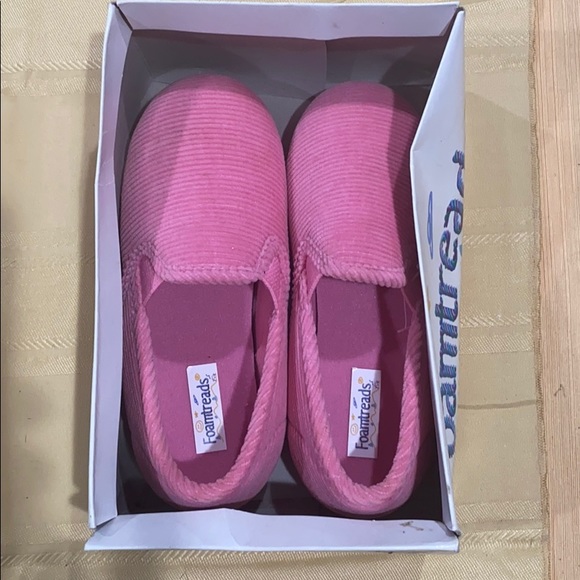 New Foamthreads corduroy pink slippers girl Sz 13 - Picture 10 of 11